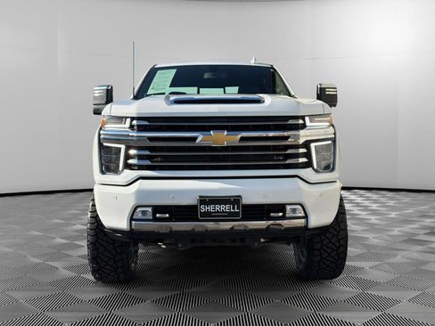 Used 2021 Chevrolet Silverado 2500 High Country w/ Z71 Off-Road Package image 2