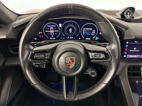 Used 2024 Porsche Taycan 4S w/ Premium Package image 9