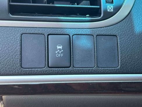 Used 2013 Toyota Camry XLE image 15