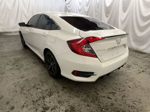 Used 2019 Honda Civic Sport image 9