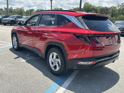 Certified 2022 Hyundai Tucson SEL w/ Cargo Package FWD image 10
