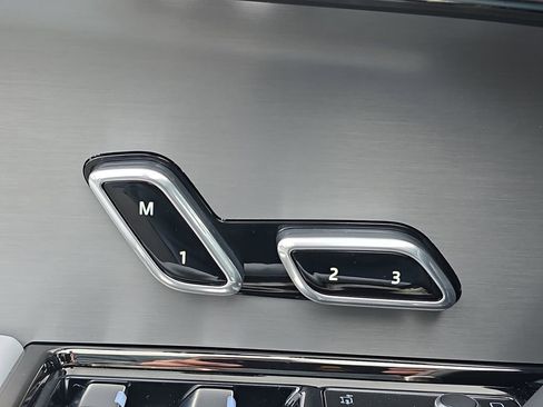 New 2026 Land Rover Range Rover Sport SE AWD/4WD image 30