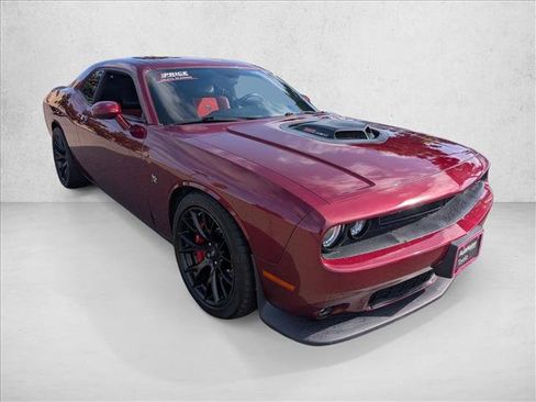 Used 2018 Dodge Challenger R/T Scat Pack RWD image 3
