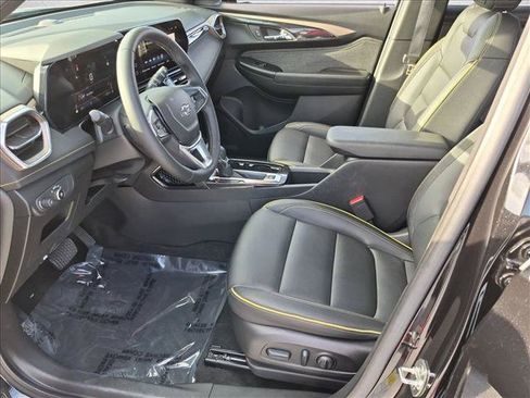 Certified 2024 Chevrolet TrailBlazer ACTIV w/ Driver Confidence Package FWD image 15