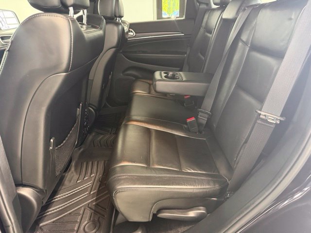 Used 2018 Jeep Grand Cherokee Limited AWD/4WD image 26