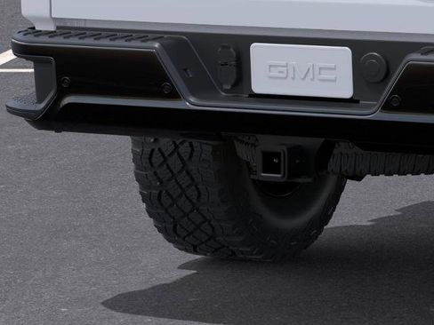 New 2026 GMC Sierra 2500 AT4X w/ LPO, Black Badging Package AWD/4WD image 38