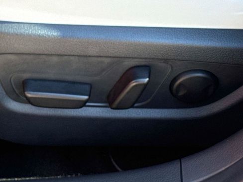 Certified 2025 MAZDA CX-30 AWD 2.5 S w/ Premium Package image 18