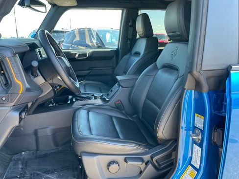 Used 2024 Ford Bronco Badlands AWD/4WD image 7