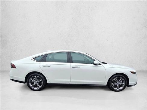 Used 2024 Honda Accord EX image 6