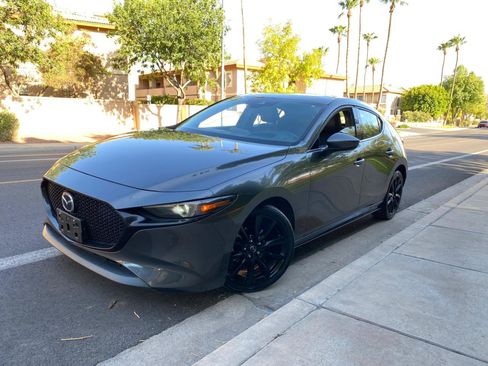 Used 2021 MAZDA MAZDA3 s FWD image 5