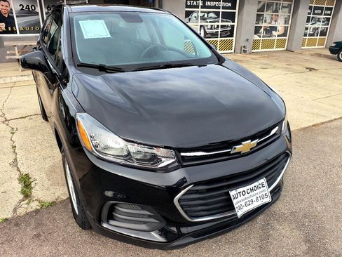 Used 2020 Chevrolet Trax LS image 23