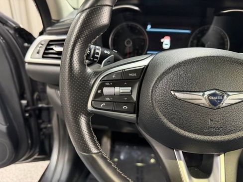 Used 2021 Genesis G70 2.0T image 16