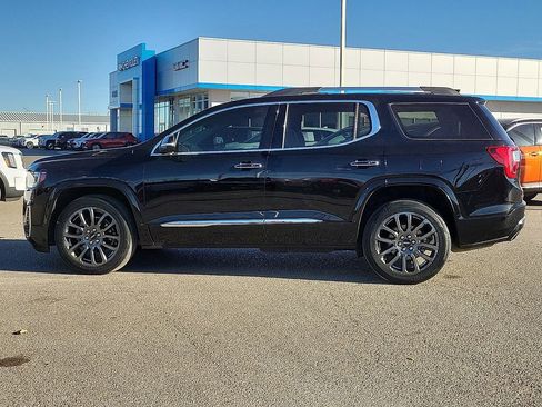 Used 2022 GMC Acadia Denali w/ Black Diamond Edition image 6