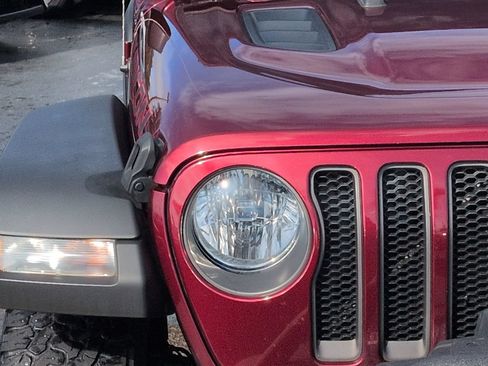 Used 2021 Jeep Wrangler Rubicon AWD/4WD image 10