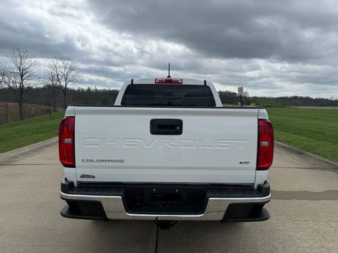 Used 2022 Chevrolet Colorado W/T RWD image 4