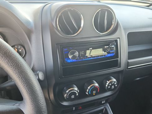 Used 2016 Jeep Patriot Sport w/ Power Value Group AWD/4WD image 22