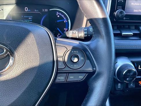 Used 2020 Toyota RAV4 Limited image 11