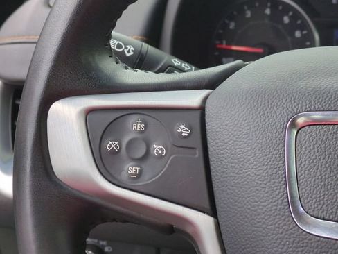 Used 2020 GMC Terrain SLE w/ Driver Convenience Package FWD image 19
