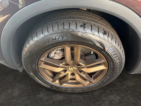 Used 2016 Porsche Cayenne AWD/4WD image 36