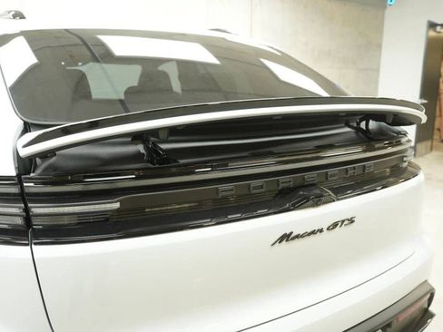 New 2026 Porsche Macan GTS Electric image 44