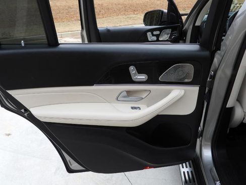 Used 2022 Mercedes-Benz GLS 450 GLS450 4MATIC image 43