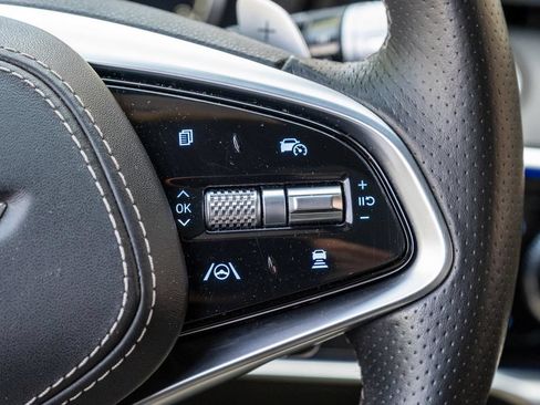 Used 2022 Genesis GV70 3.5T Sport AWD/4WD image 27