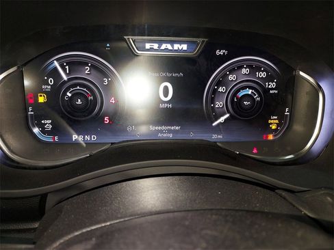 New 2026 RAM 4500 4x4 Crew Cab DRW w/ Laramie Trim Package image 21