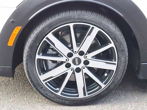 Certified 2023 MINI Cooper S image 8