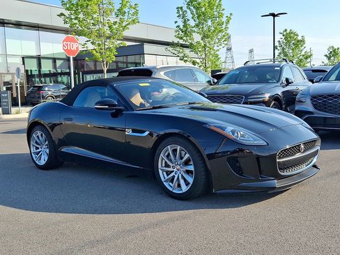 Used 2015 Jaguar F-TYPE Convertible RWD image 32