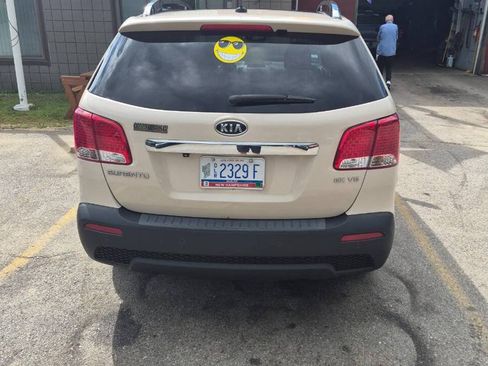 Used 2011 Kia Sorento EX w/ Premium Pkg AWD/4WD image 4