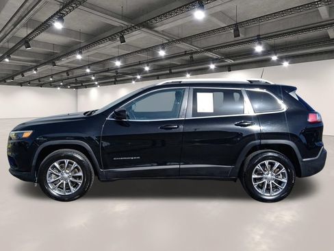 Used 2019 Jeep Cherokee Latitude Plus w/ Comfort/Convenience Group AWD/4WD image 13