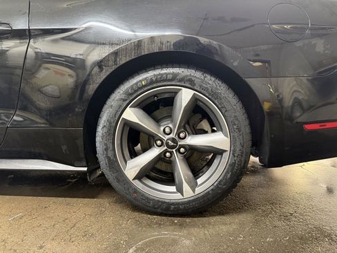 Used 2015 Ford Mustang Coupe w/ Equipment Group 051A image 24