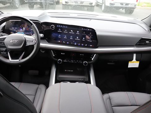 New 2026 Chevrolet Suburban RST w/ Advanced Technology Package AWD/4WD image 23