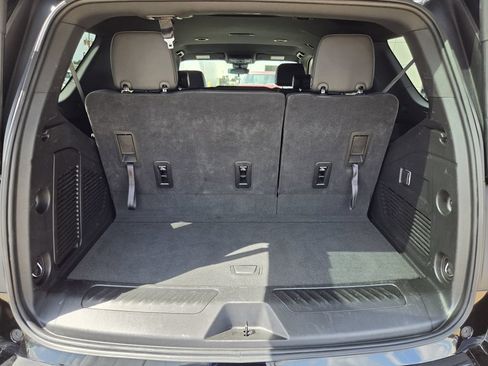 Used 2025 Chevrolet Tahoe LT AWD/4WD image 29