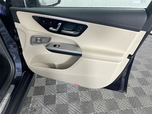 Certified 2023 Mercedes-Benz GLC 300 4MATIC image 27