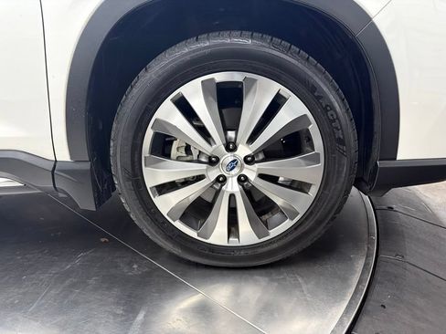 Used 2019 Subaru Ascent Touring w/ Popular Package #3 AWD/4WD image 9