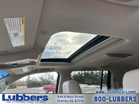 Used 2019 GMC Yukon XL Denali w/ Denali Ultimate Package image 20