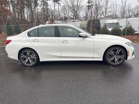Used 2019 BMW 330i xDrive Sedan w/ Premium Package image 11