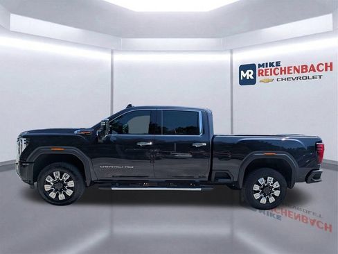 Used 2025 GMC Sierra 2500 Denali w/ Technology Package AWD/4WD image 7