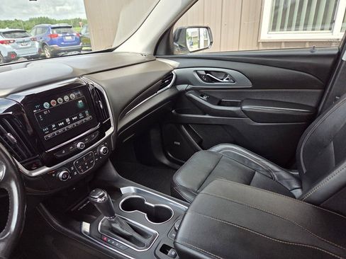 Used 2019 Chevrolet Traverse Premier w/ Redline Edition AWD/4WD image 24