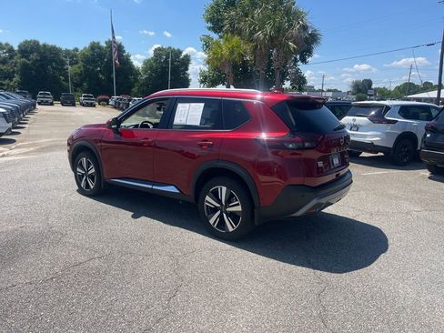 Used 2023 Nissan Rogue SL w/ SL Premium Package FWD image 4