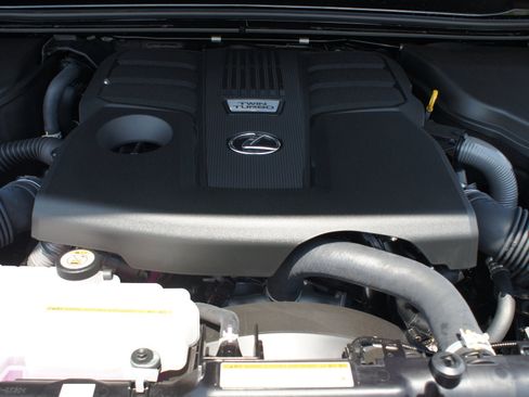 Used 2026 Lexus GX 550 w/ Accessory Package (ZB) AWD/4WD image 28