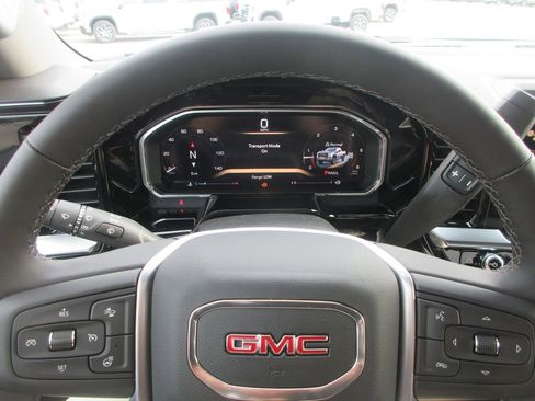 New 2026 GMC Sierra 2500 SLE image 18