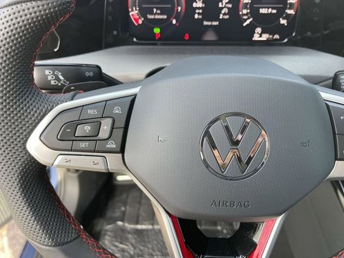 New 2026 Volkswagen GTI SE FWD image 20