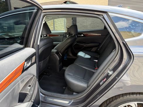 Used 2017 Kia Cadenza Technology FWD image 31