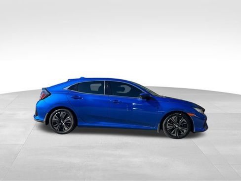 Used 2018 Honda Civic EX image 6