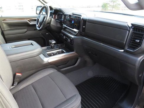 Used 2022 Chevrolet Silverado 1500 RST w/ Convenience Package II image 13