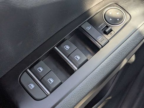 Used 2023 Kia Soul LX FWD image 17