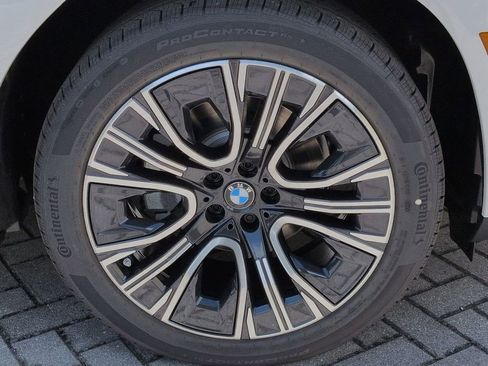 New 2026 BMW X3 xDrive30 w/ Premium Package AWD/4WD image 11