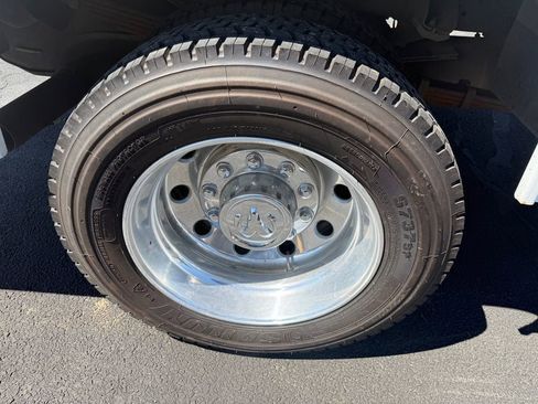 Used 2017 RAM 5500 Laramie AWD/4WD image 12